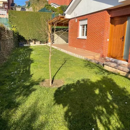 Con Bano Privado Y Jardin Cerca De Playas Ubytování v soukromí