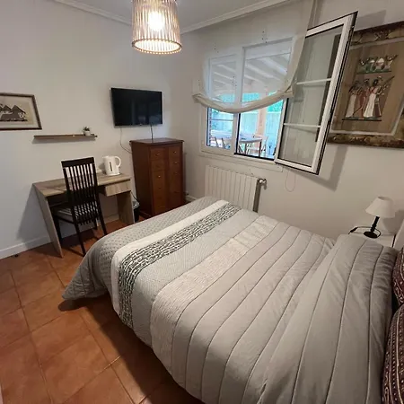 Con Bano Privado Y Jardin Cerca De Playas Séjour chez l'habitant *