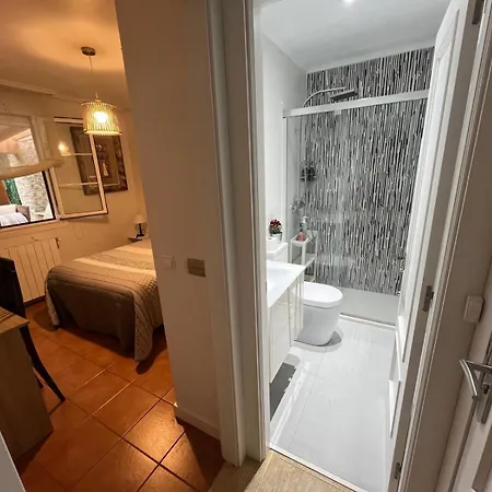 Séjour chez l'habitant Con Bano Privado Y Jardin Cerca De Playas *