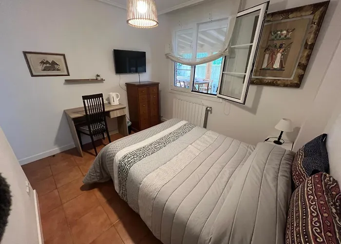 Con Bano Privado Y Jardin Cerca De Playas Homestay *